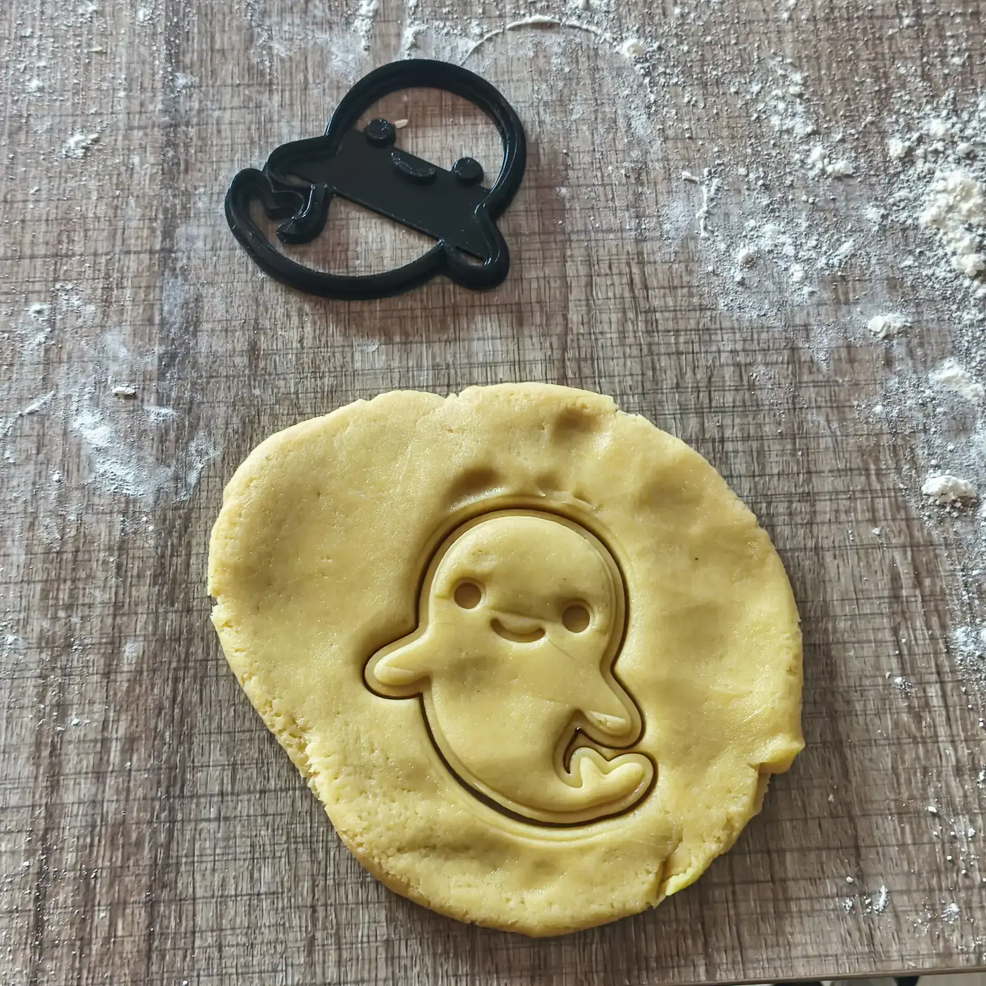 Süßer Geist Ausstecher | Süße Keksform für Halloween & Partys Süßer Geist Ausstecher | Süße Keksform für Halloween & Partys