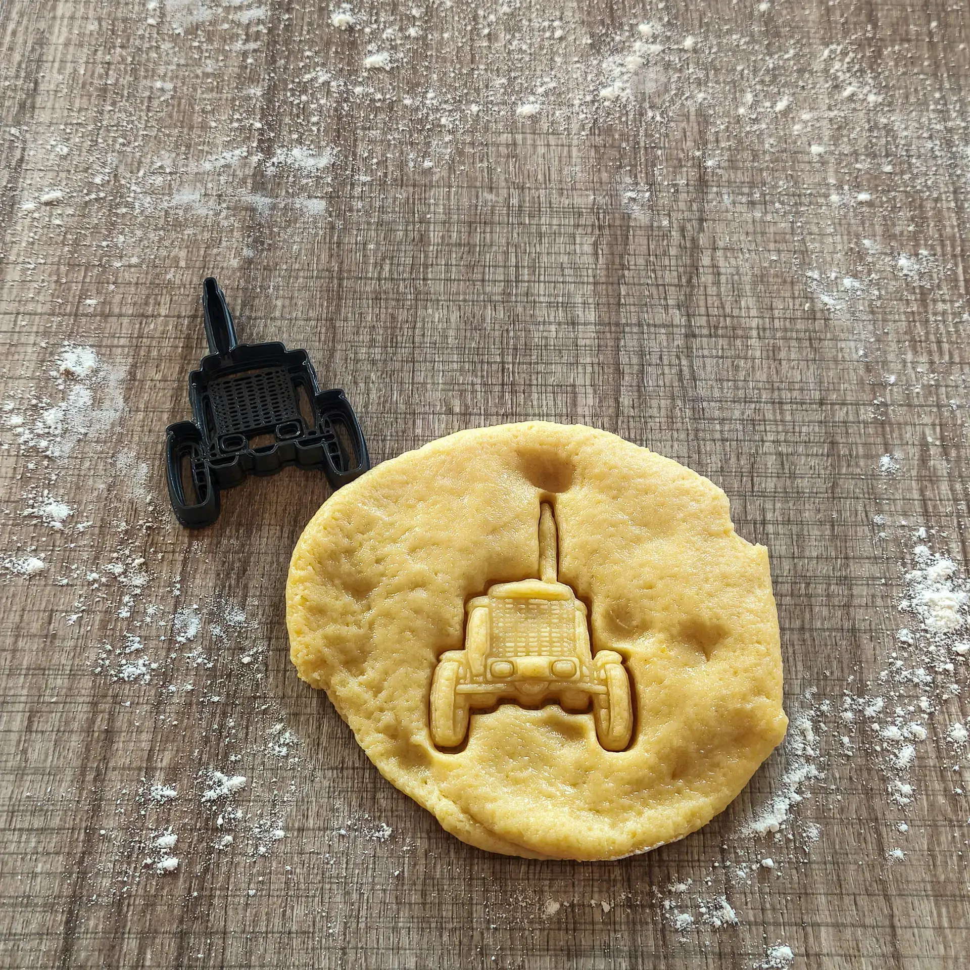 Hanomag Granit Ausstecher | Retro Keksform für Traktor-Fans Hanomag Granit Ausstecher | Retro Keksform für Traktor-Fans