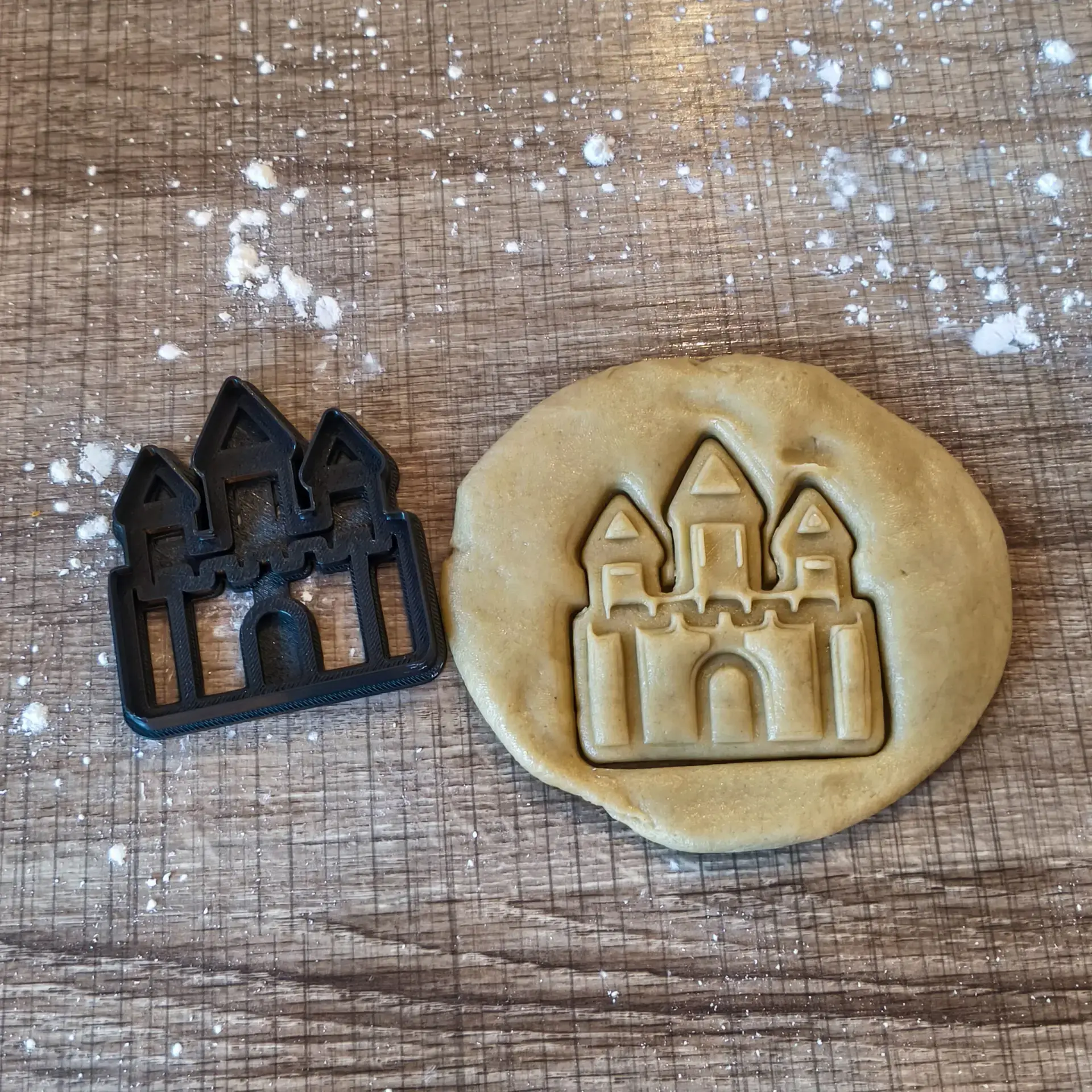 Burg Ausstecher | Schloss-Keksform für Mittelalter, Kinder & Fantasy Burg Ausstecher | Schloss-Keksform für Mittelalter, Kinder & Fantasy