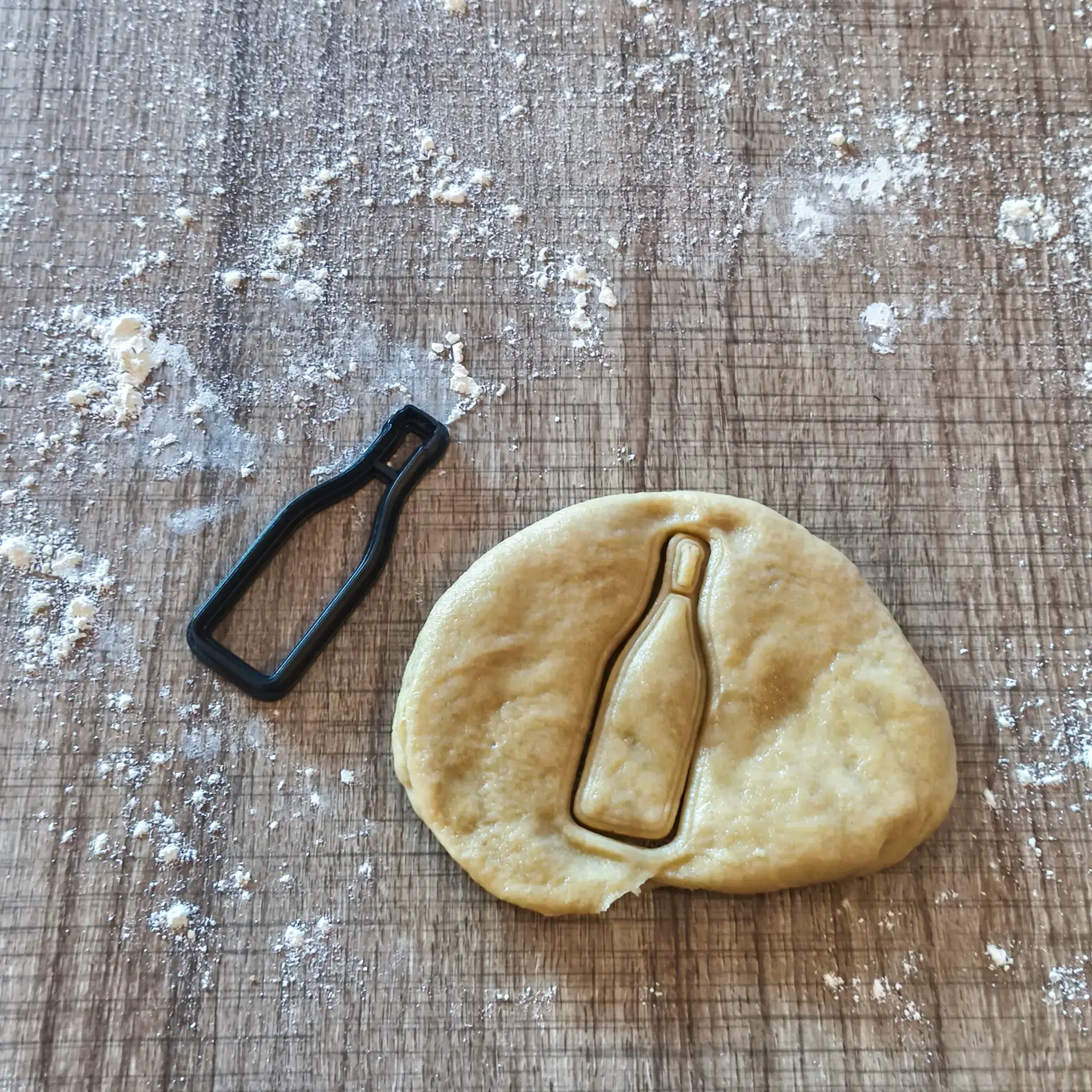 Flaschen Ausstecher | Keksform in Flaschenform für Party & Bar Flaschen Ausstecher | Keksform in Flaschenform für Party & Bar