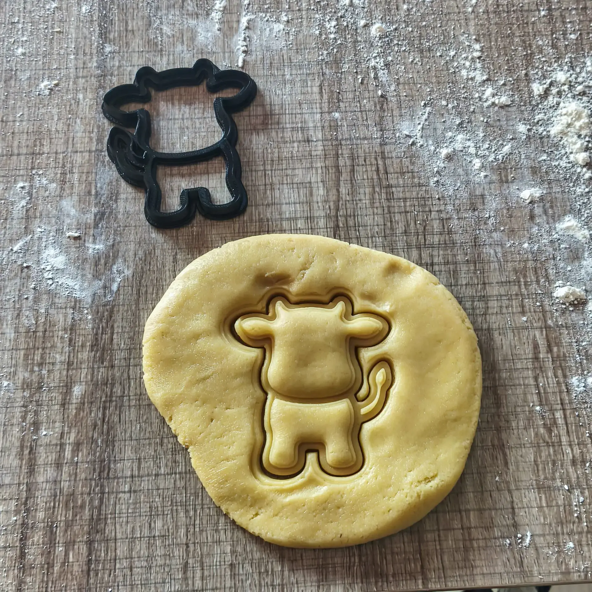 Kuh Ausstecher | Niedliche Keksform für Bauernhof-Fans Kuh Ausstecher | Niedliche Keksform für Bauernhof-Fans