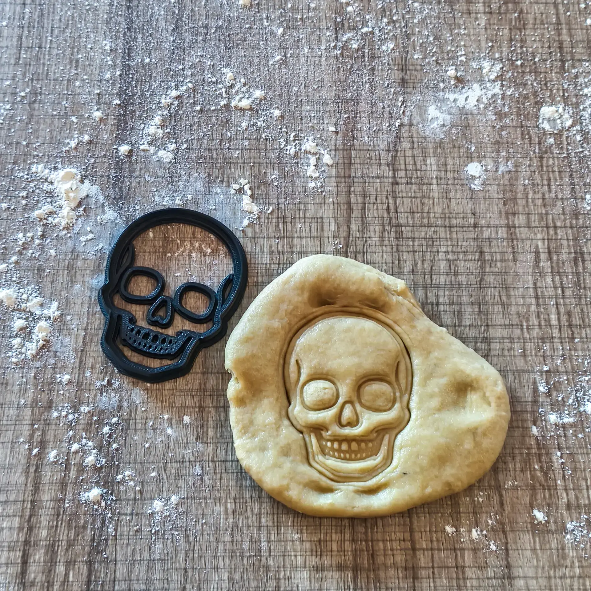 Totenkopf Ausstecher | Schädel Keksform für Halloween & Gothic-Backen Totenkopf Ausstecher | Schädel Keksform für Halloween & Gothic-Backen