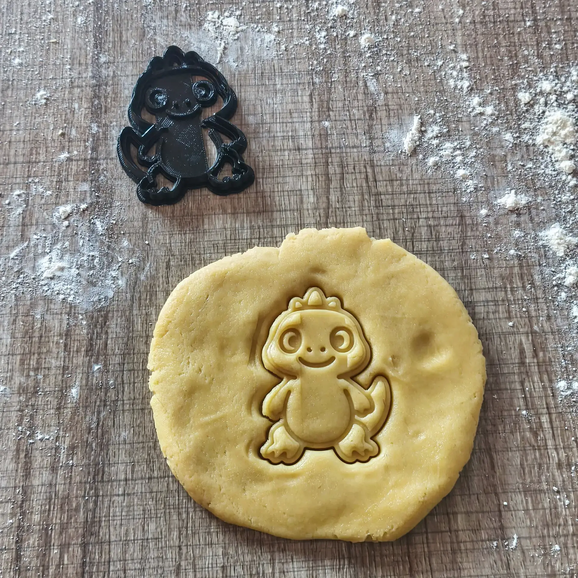 Feuerdrache Ausstecher | Feurige Keksform für Fantasy-Partys Feuerdrache Ausstecher | Feurige Keksform für Fantasy-Partys