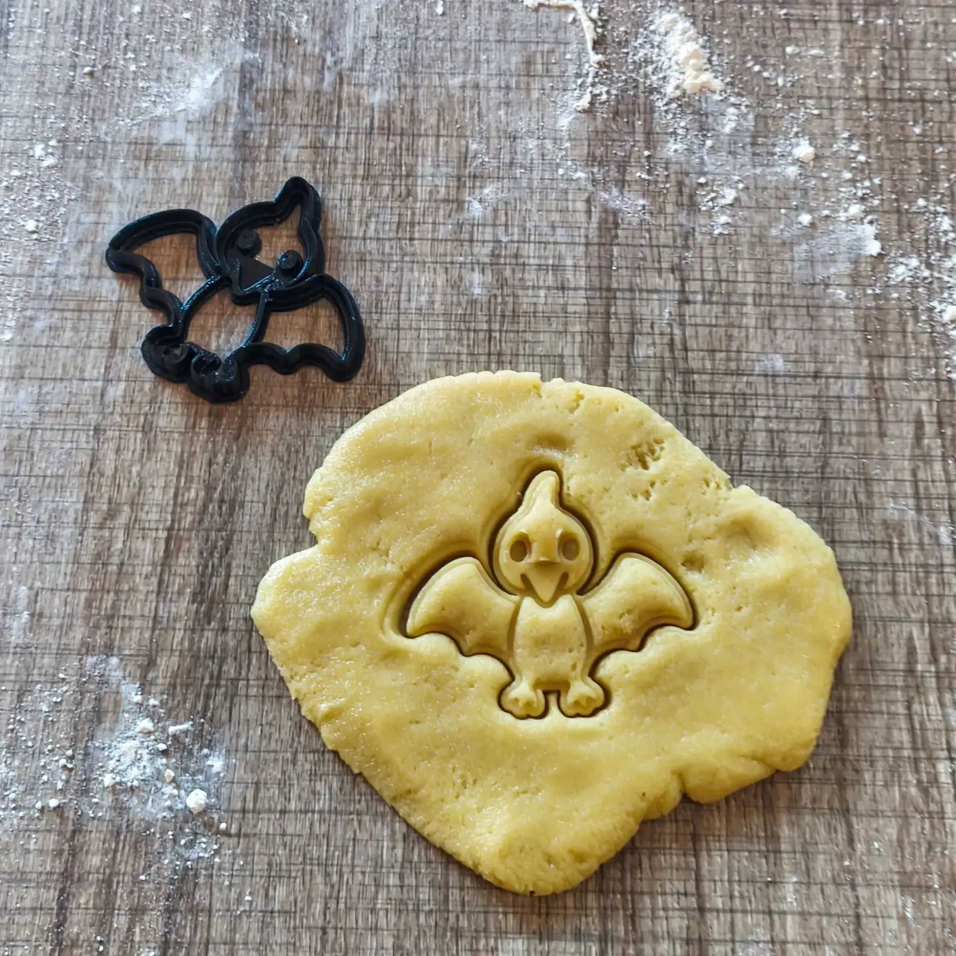 Fledermaus Ausstecher | Gruselige Keksform für Halloween Fledermaus Ausstecher | Gruselige Keksform für Halloween