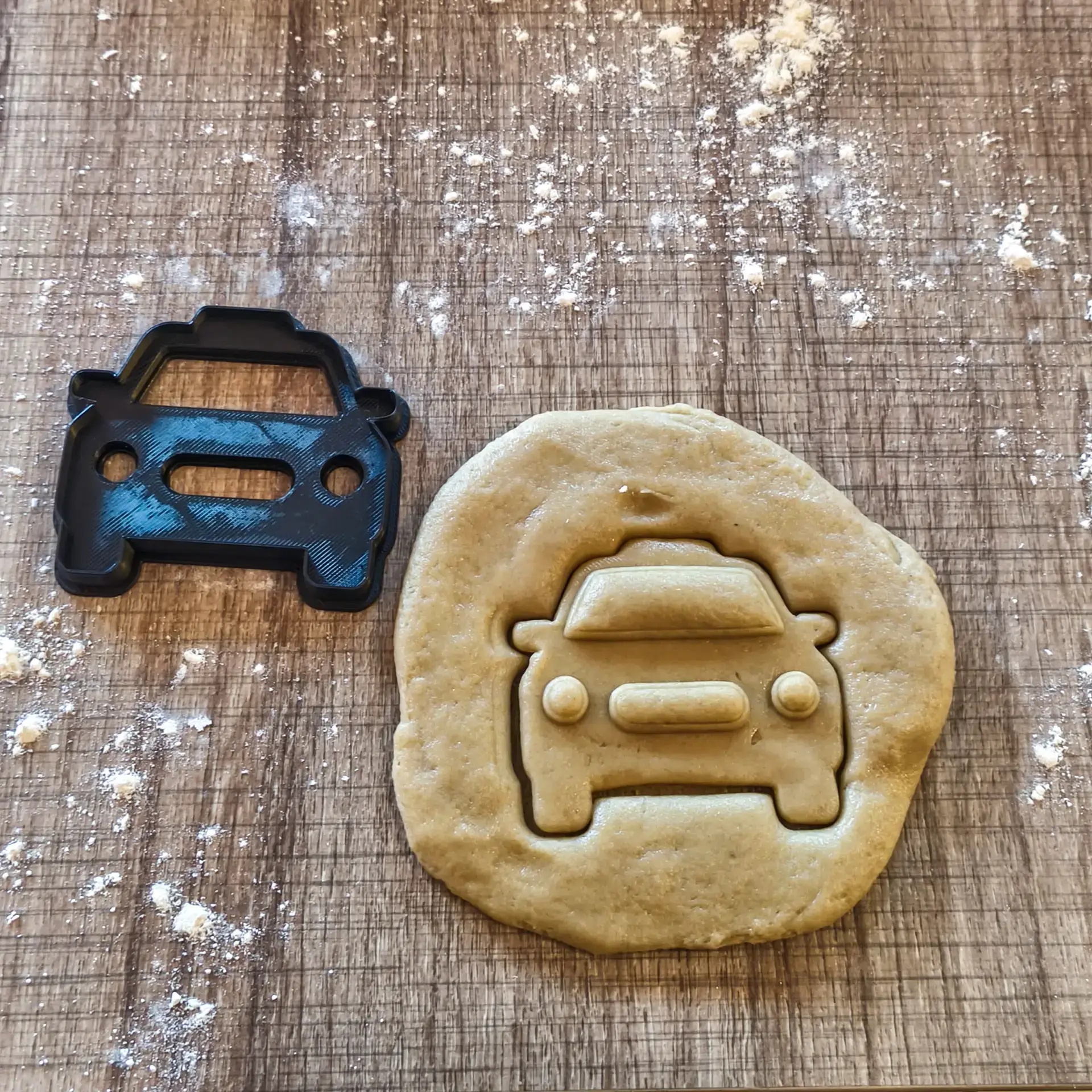 Auto Ausstecher | Keksform Auto-Silhouette für Kinder & Autofans Auto Ausstecher | Keksform Auto-Silhouette für Kinder & Autofans